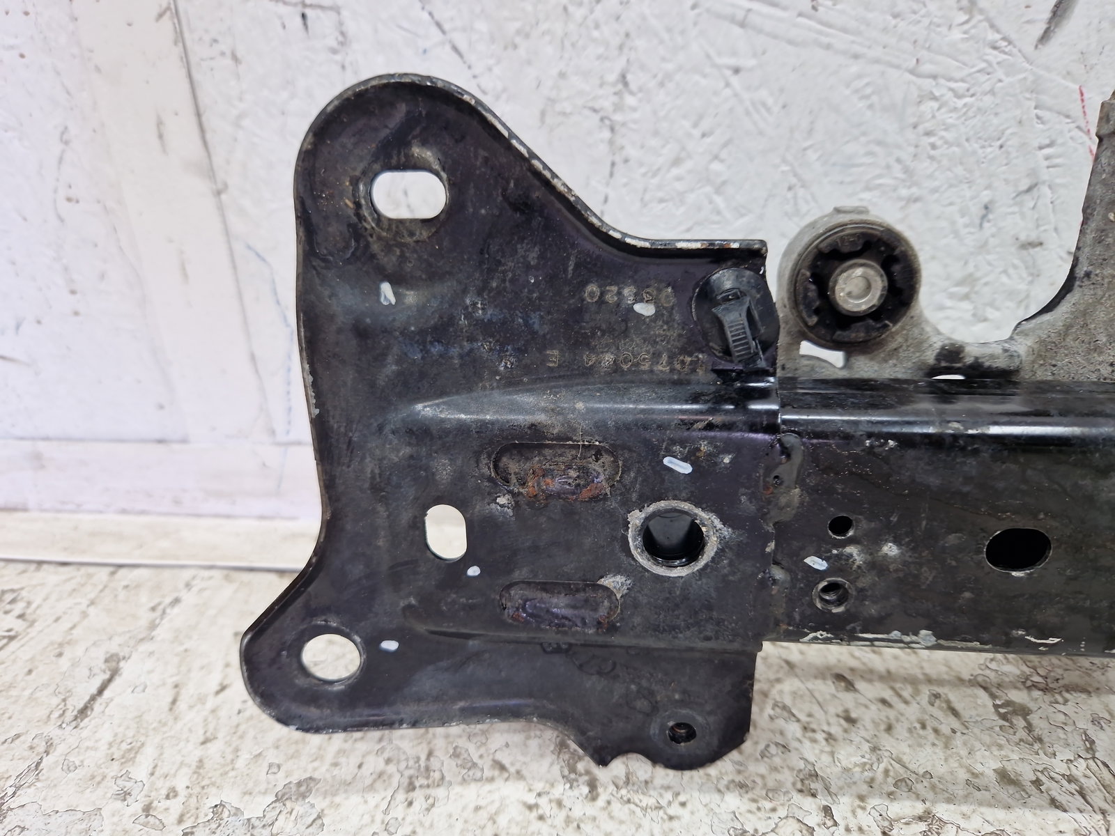 Suport radiator TESLA Model 3 [Fabr 2020-2025] 1103565-00-A - imagine 4