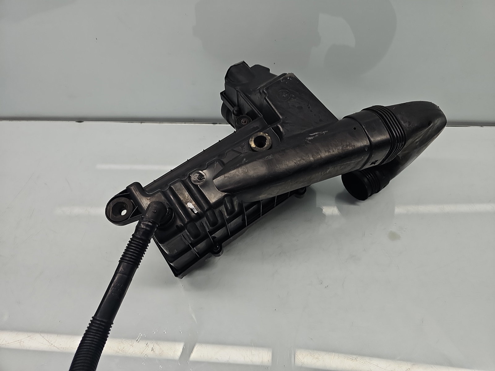 Carcasa filtru aer Volkswagen Passat CC (358) [Fabr 2012-2016] 3C0129601 2.0 TDI CFFB 103KW / 140CP - imagine 3