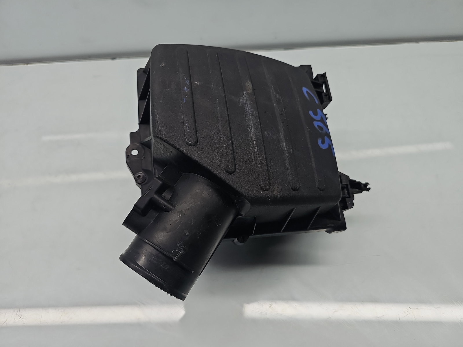 Carcasa filtru aer Opel Adam (M13) [Fabr 2012-prezent] 39075067 1.2 Benz D12XEL 51KW / 69CP - imagine 1