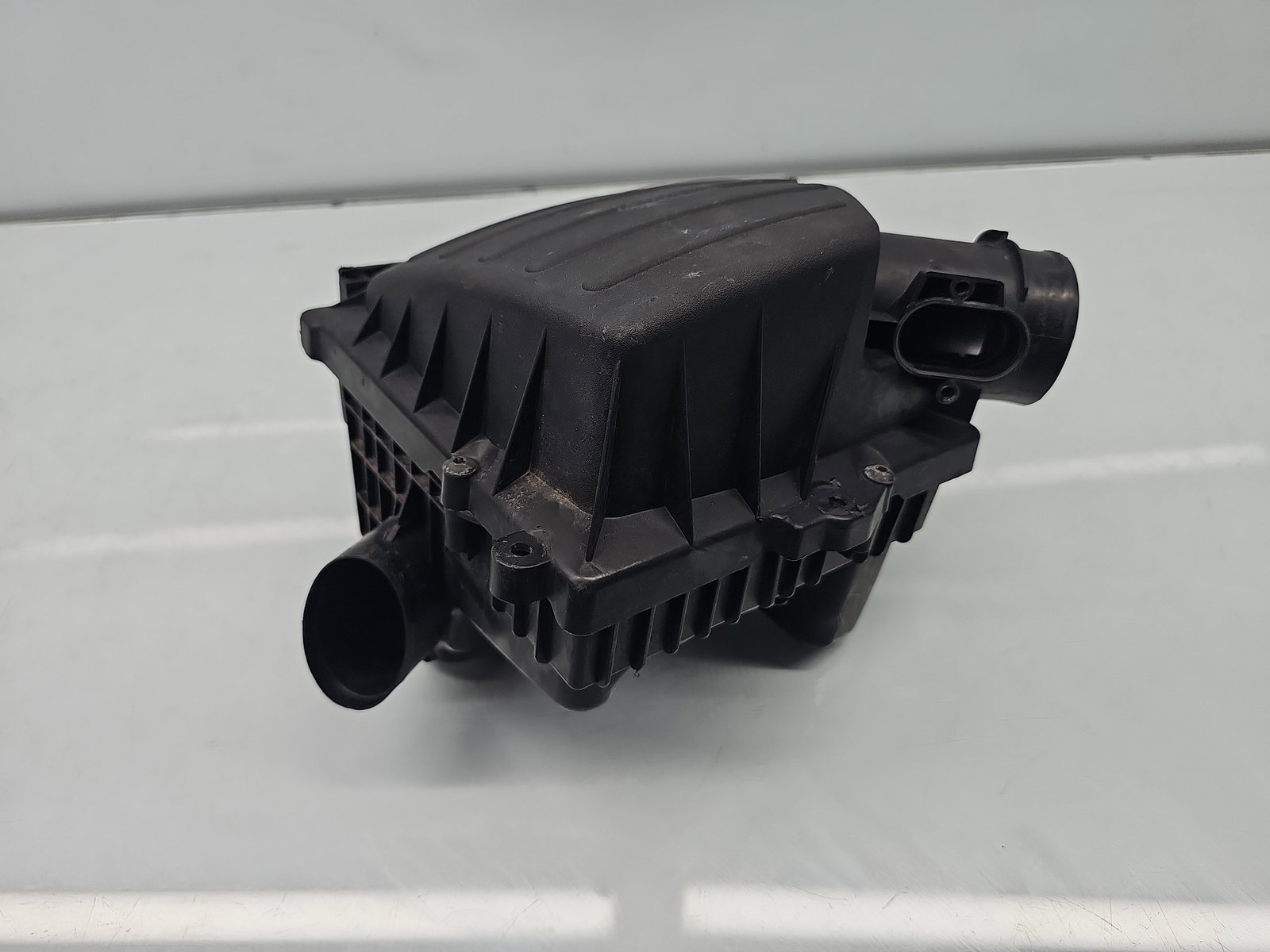 Carcasa filtru aer Opel Adam (M13) [Fabr 2012-prezent] 39075067 1.2 Benz D12XEL 51KW / 69CP - imagine 2