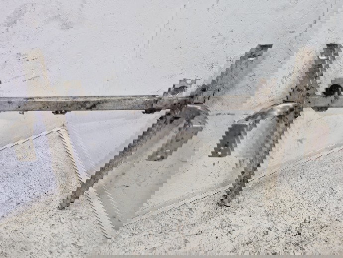 Suport radiator Mercedes Clasa A (W176) [Fabr 2012-2018] A2466200019