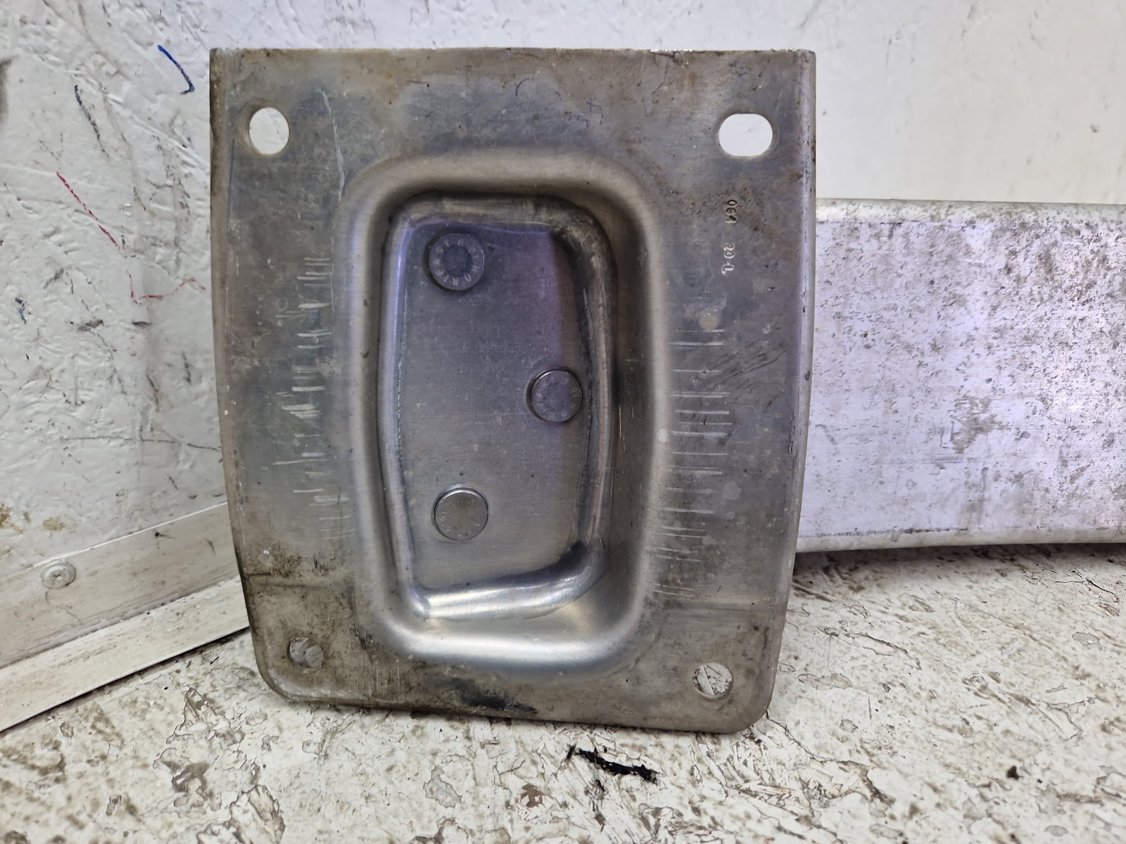 Armatura bara spate TESLA Model 3 [Fabr 2020-2025] 1095314-00-C - imagine 4