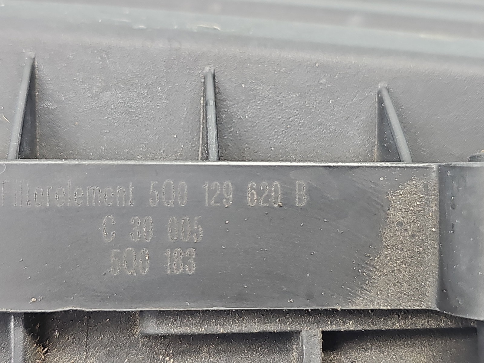 Carcasa filtru aer Volkswagen Golf 7 (5G) [Fabr 2014-prezent] 5Q0129620B 1.6 TDI CLHA 77KW / 105CP - imagine 4