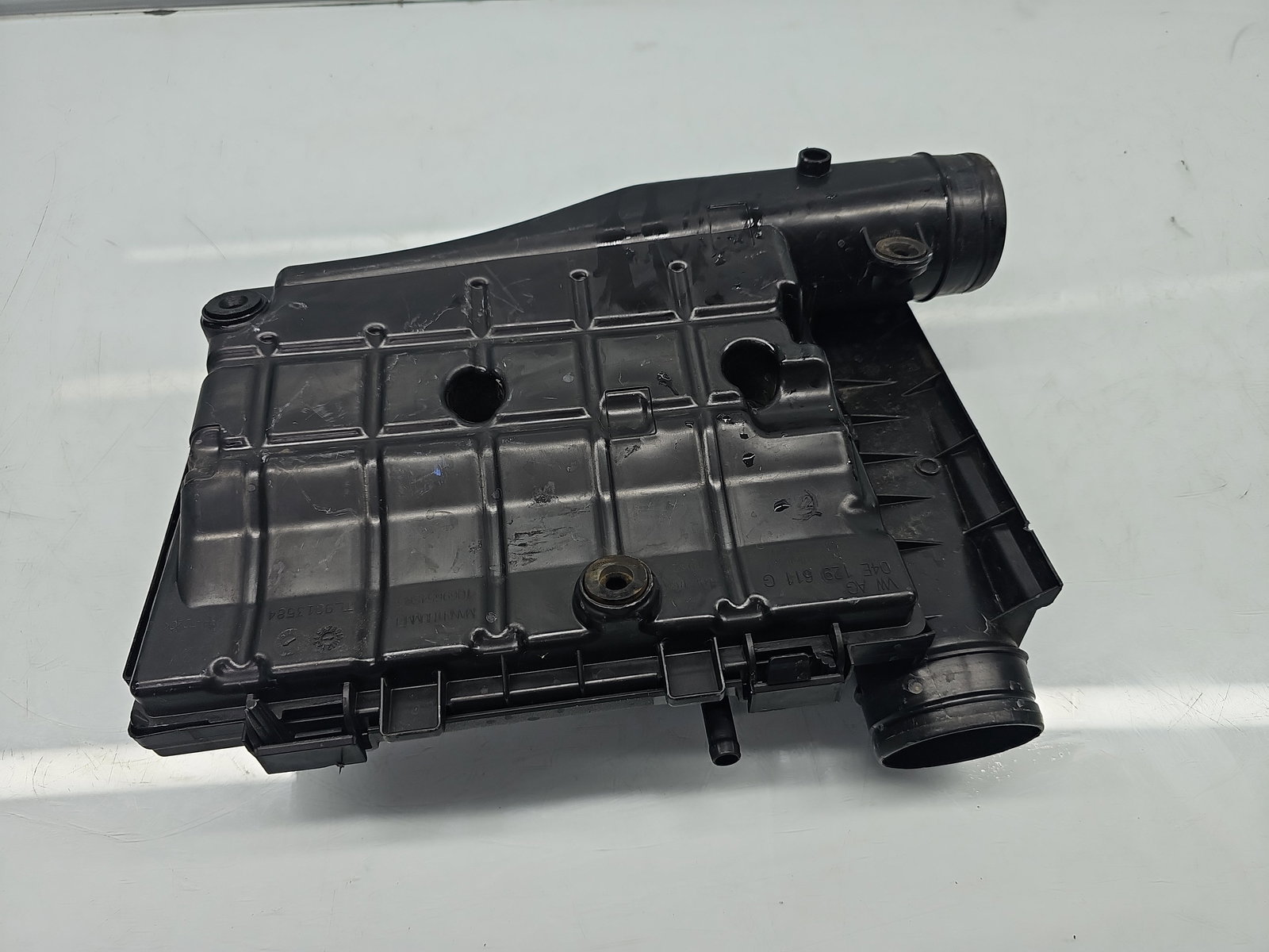 Carcasa filtru aer AUDI A3 (8VS) [Fabr 2013-prezent] 04E129620 1.4 TFSI CZEA 110KW / 150CP - imagine 4