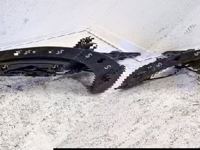 Trager TESLA Model 3 [Fabr 2020-2025] 1118289-00-H