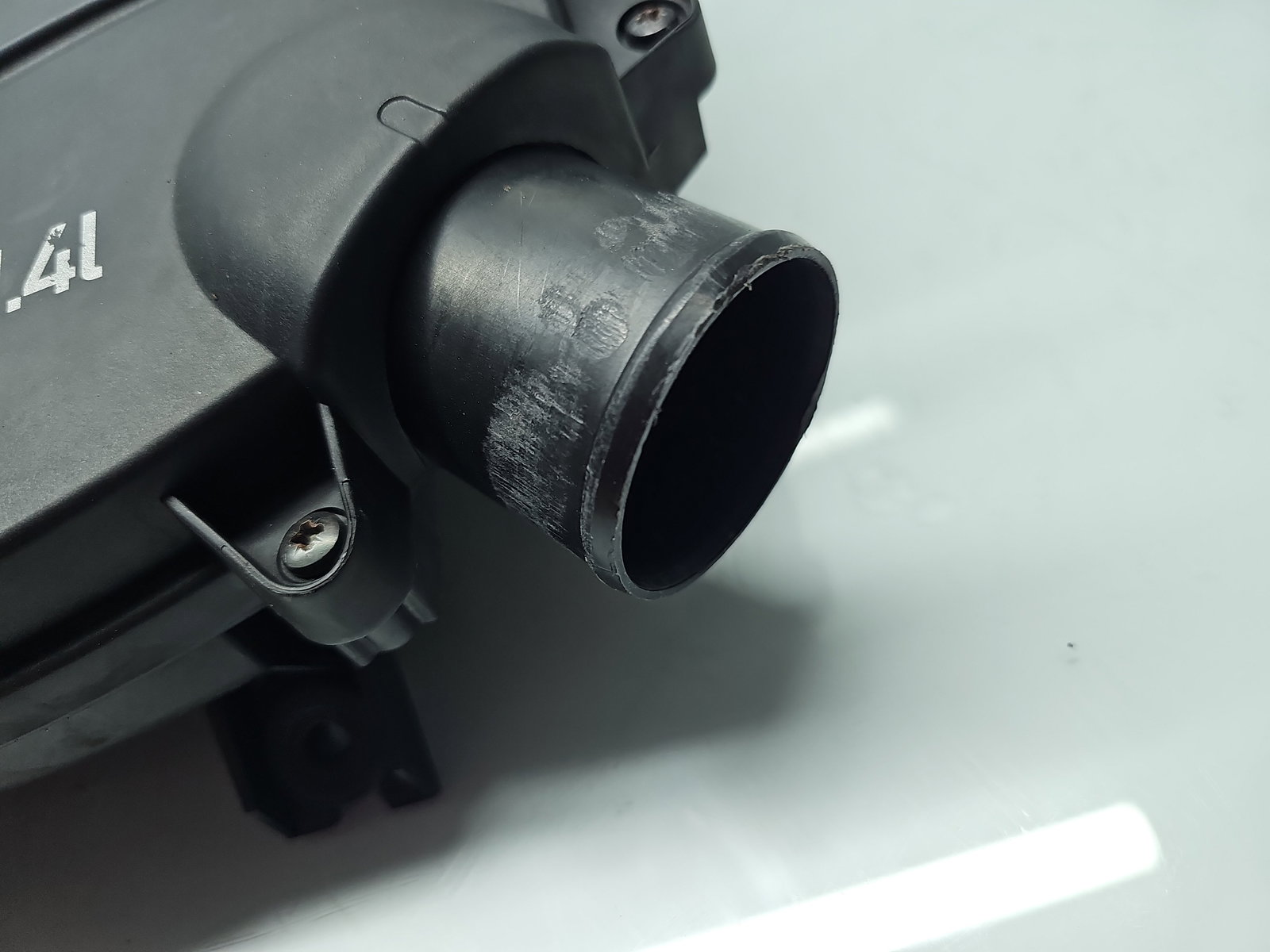 Carcasa filtru aer Dacia Logan (LS) [Fabr 2004-2012] 8200861266 1.4 Benz K7J-A7 55KW / 73CP - imagine 2