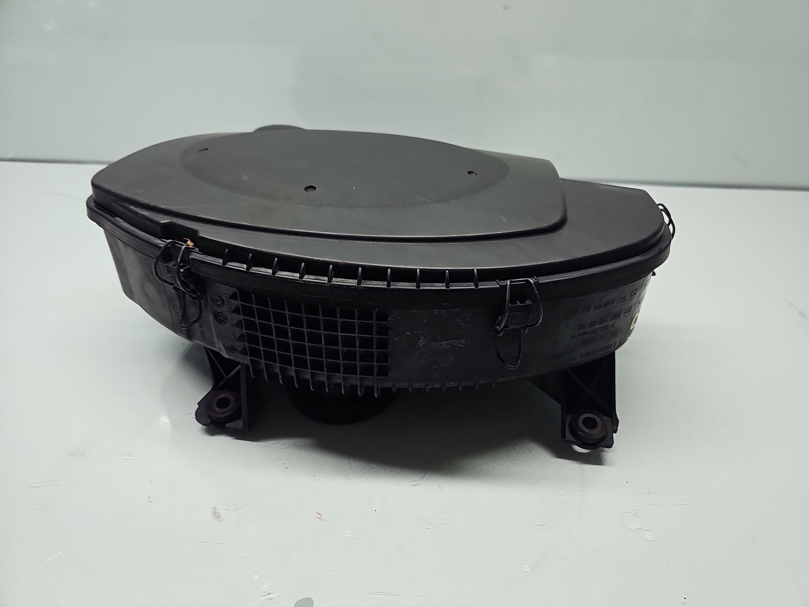 Carcasa filtru aer Dacia Logan (LS) [Fabr 2004-2012] 8200861266 1.4 Benz K7J-A7 55KW / 73CP - imagine 4