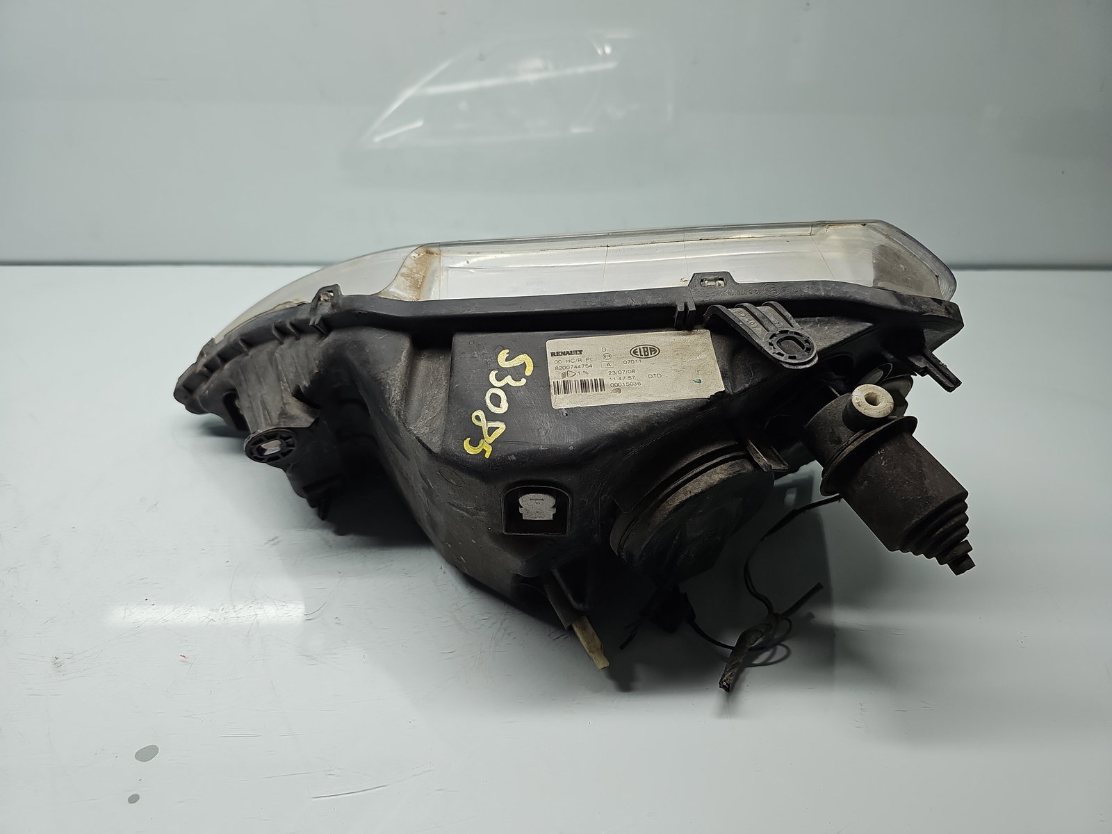 Far dreapta Dacia Logan (LS) [Fabr 2004-2012] 8200744754 - imagine 3