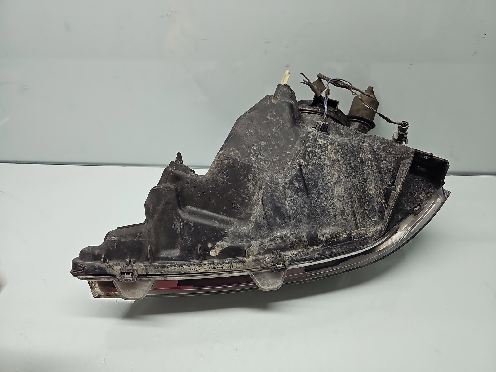 Far dreapta Dacia Logan (LS) [Fabr 2004-2012] 8200744754 - imagine 4