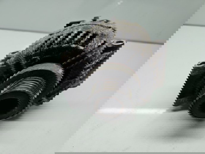 Alternator Dacia Logan (LS) [Fabr 2004-2012] 8200660040 1.4 Benz K7J-A7 55KW / 73CP