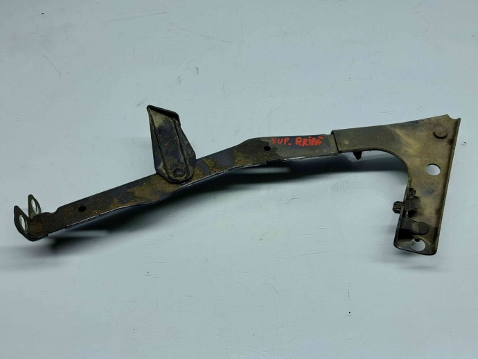 Suport aripa stanga fata Audi A5 (8T3) [Fabr 2007-2015] 8T0821135B