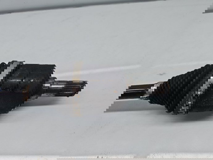 Planetara dreapta fata Hyundai ix35 (LM) [Fabr 2010-2017] 495002Y930 1.7 CRDI D4FD 85KW / 115CP