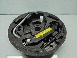 Set cric si cheie AUDI A3 (8P1) [Fabr 2003-2012] 8P0012109E