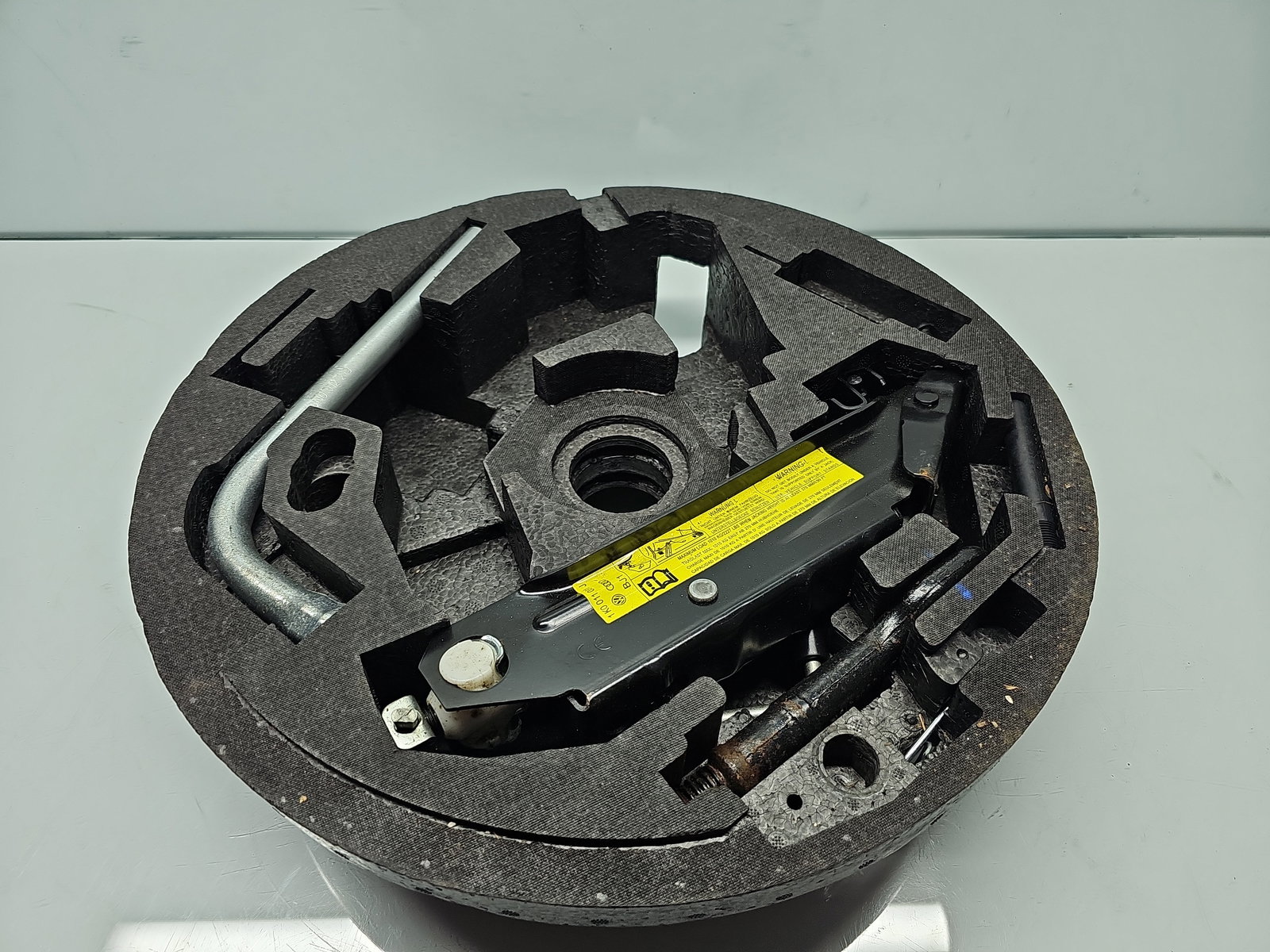 Set cric si cheie AUDI A3 (8P1) [Fabr 2003-2012] 8P0012109E - imagine 1