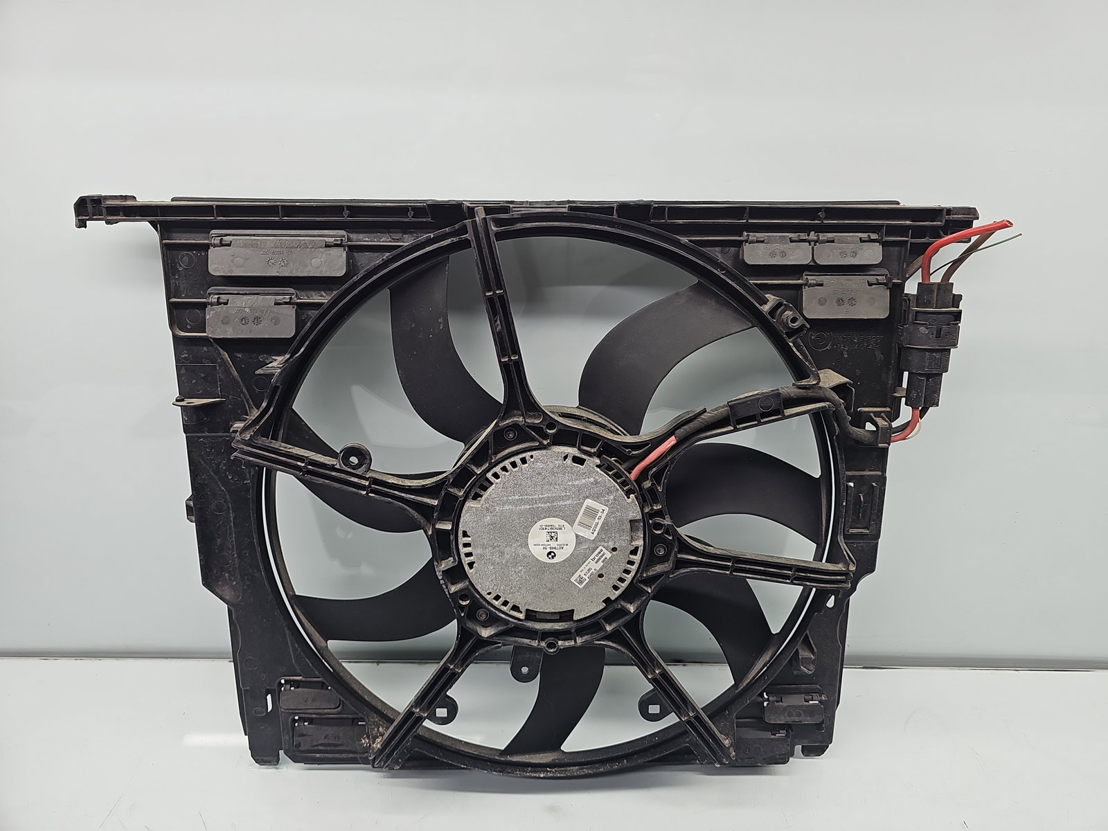 Electroventilator Bmw 5 GT (F07) [Fabr 2011-2016] 178990 2.0 N47D20 135KW / 184CP - imagine 1