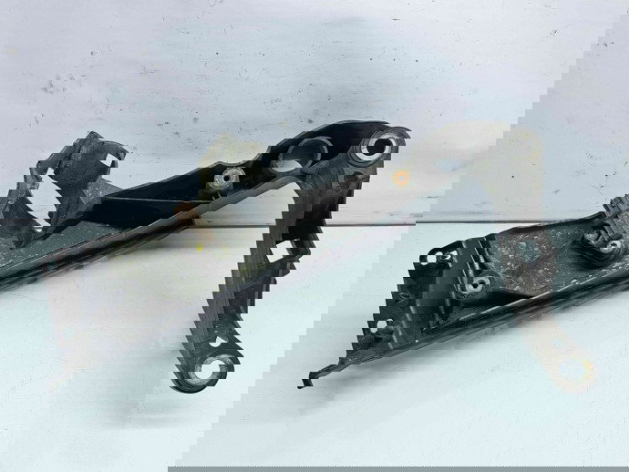 Suport far dreapta Audi A5 (8T3) [Fabr 2007-2015] 8T0805608R