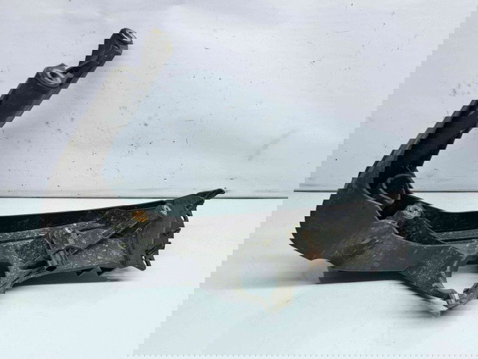 Suport far dreapta Audi A5 (8T3) [Fabr 2007-2015] 8T0805608R