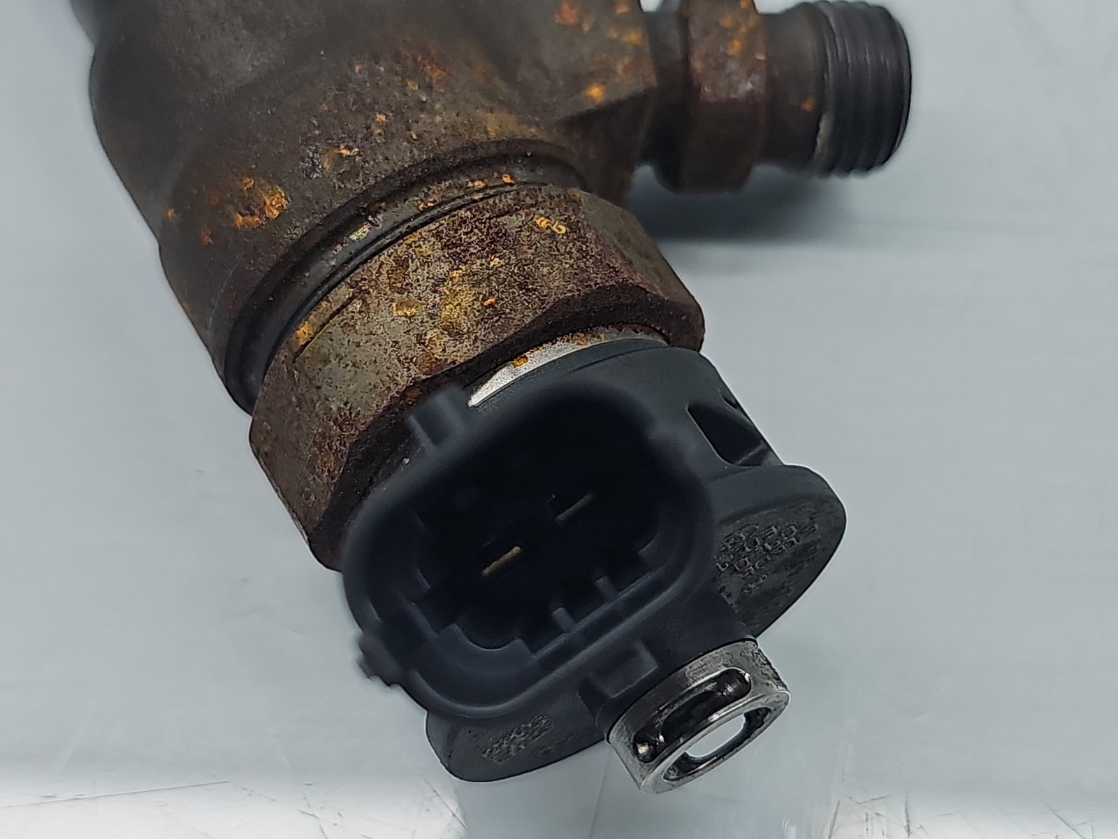 Injector Renault Clio 4 (B98) Hatchback [Fabr 2012-2020] H8201108033 1.5 DCI K9K612 66KW / 90CP - imagine 4