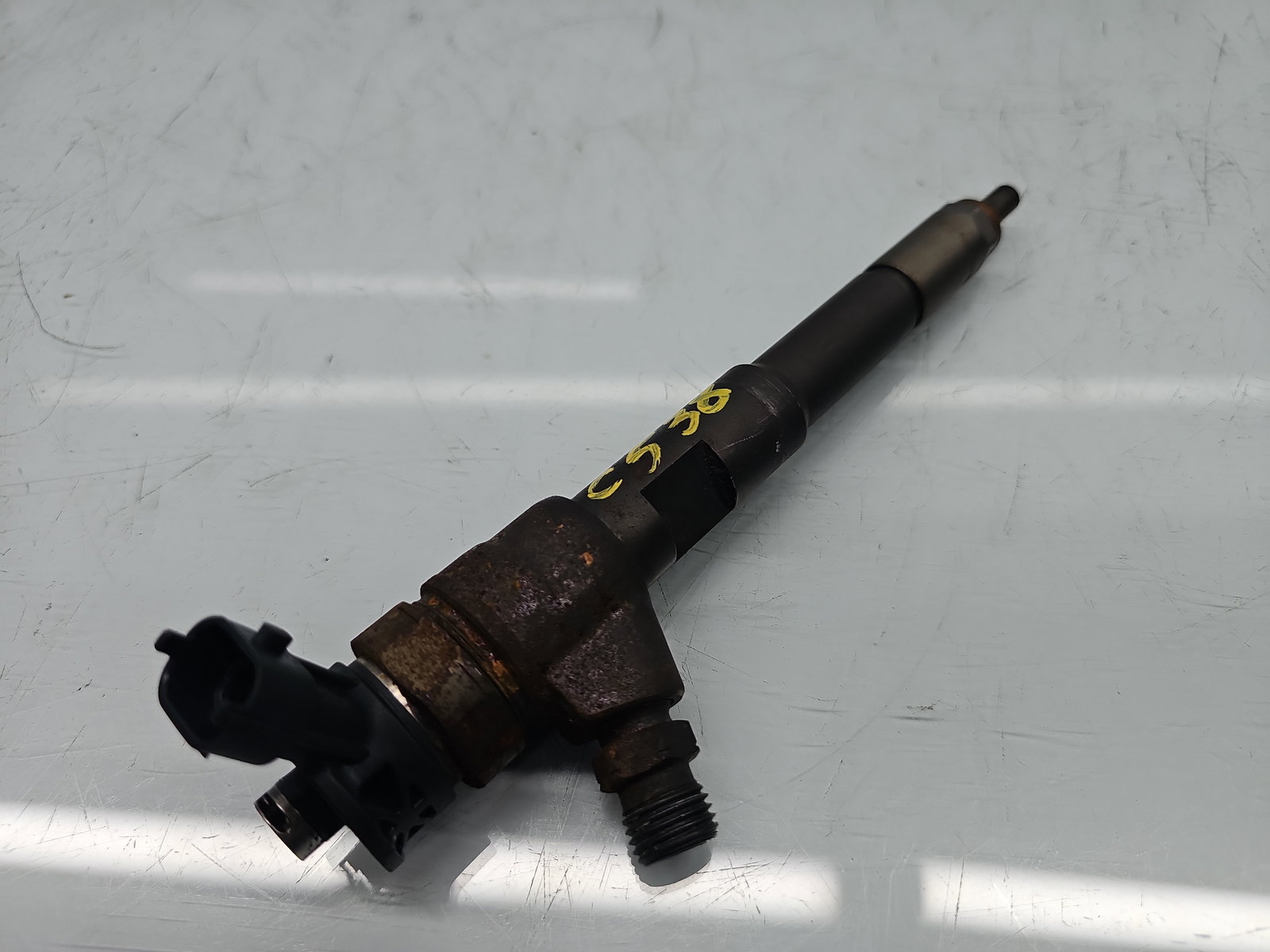 Injector Renault Clio 4 (B98) Hatchback [Fabr 2012-2020] H8201108033 1.5 DCI K9K612 66KW / 90CP - imagine 3
