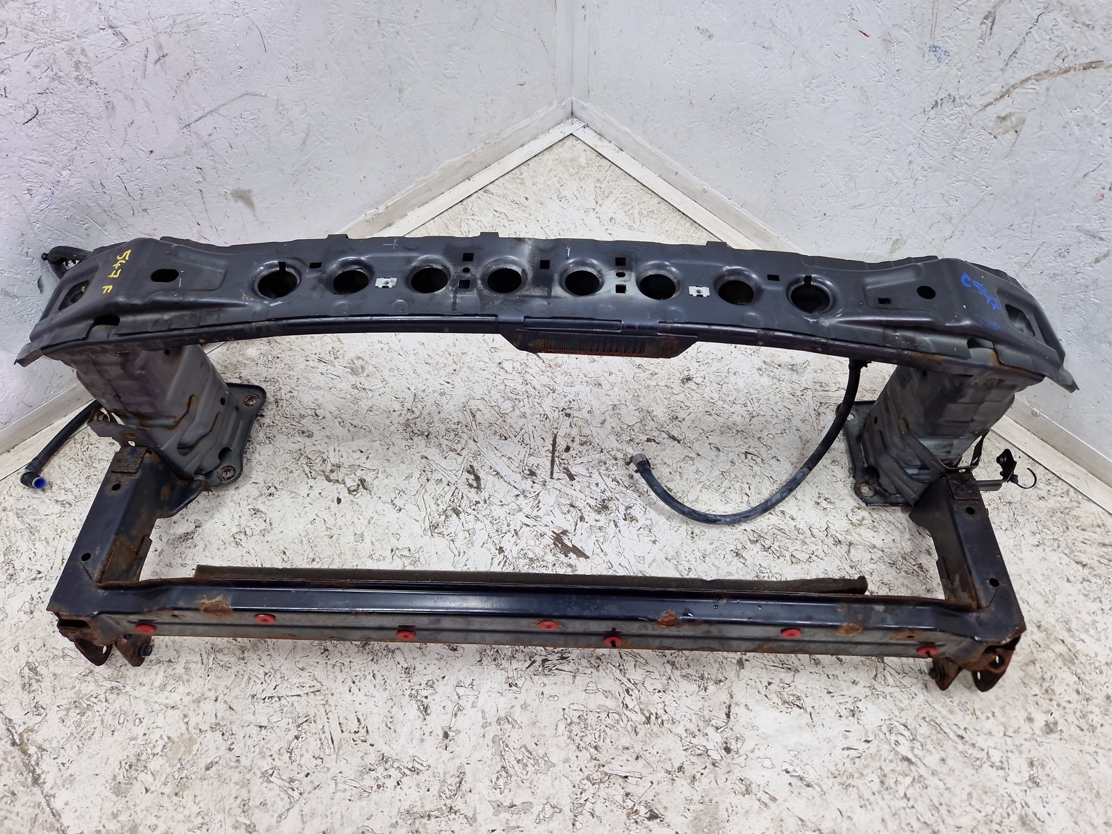 Armatura bara fata Ford Kuga II [Fabr 2012-prezent] SUV Facelift DV41-S10922-AJ - imagine 1