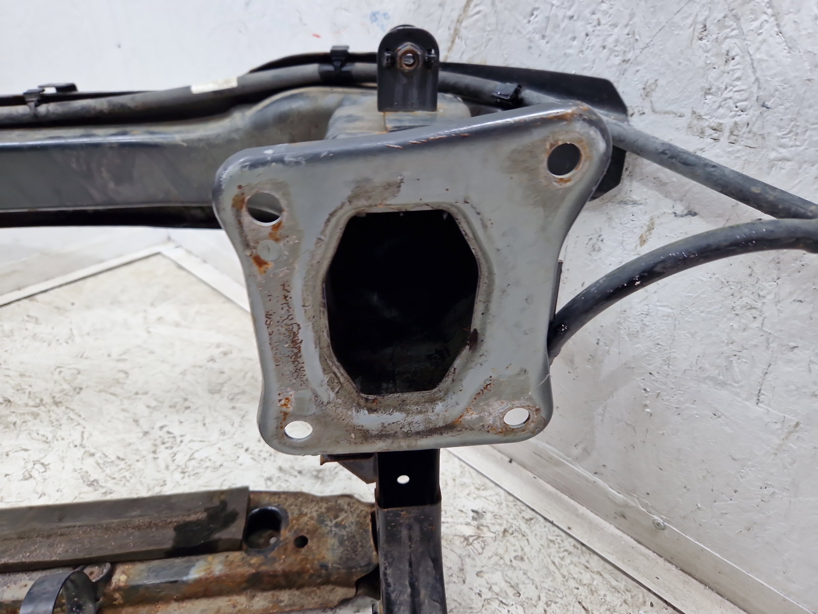 Armatura bara fata Ford Kuga II [Fabr 2012-prezent] SUV Facelift DV41-S10922-AJ - imagine 5