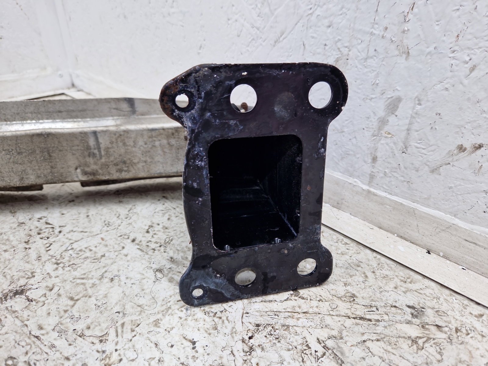 Armatura bara fata AUDI A3 (8P1) [Fabr 2003-2012] 8P0807113F - imagine 4