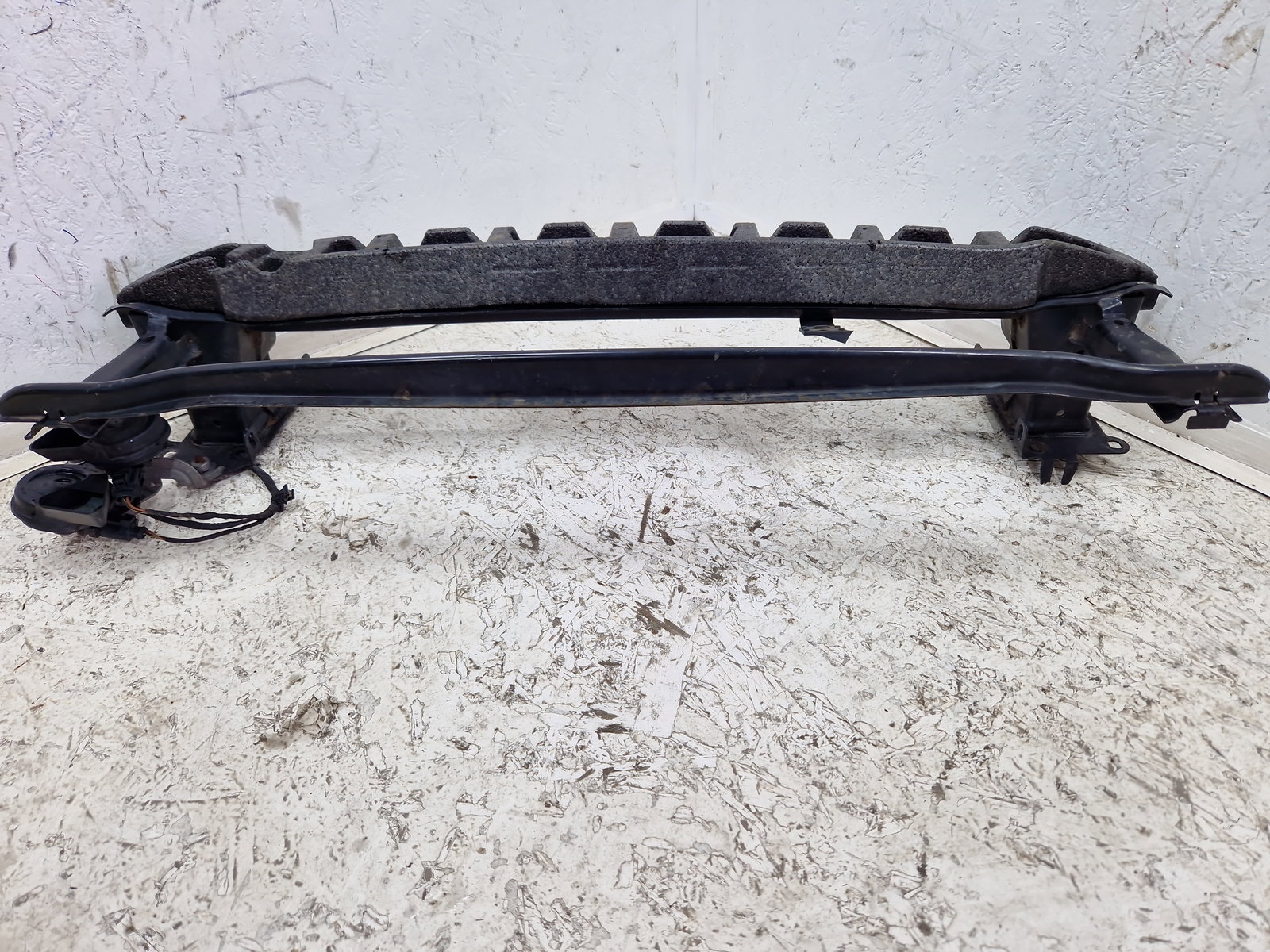 Armatura bara fata Volkswagen UP [Fabr 2011-2019] 1S0807111B - imagine 2