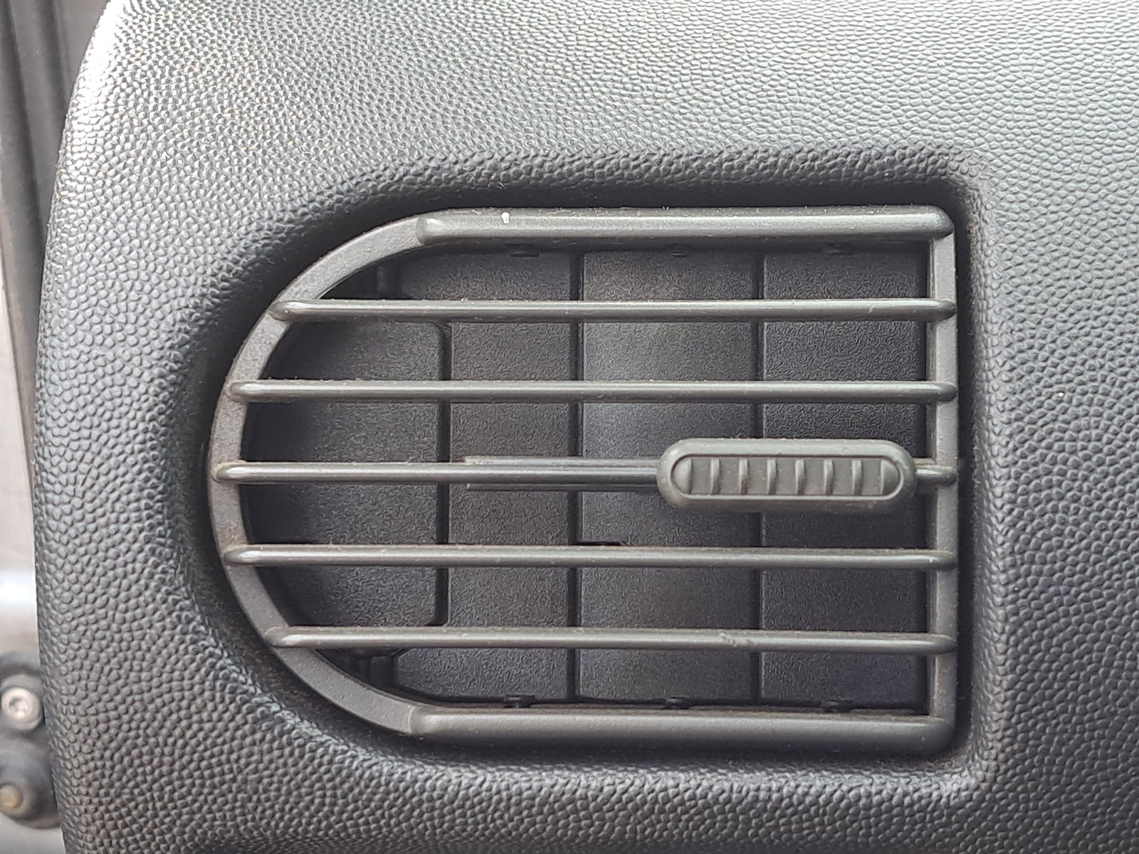 Grila aerisire stanga Opel Corsa C (F08, F68) [Fabr 2000-2005] OEM - imagine 1