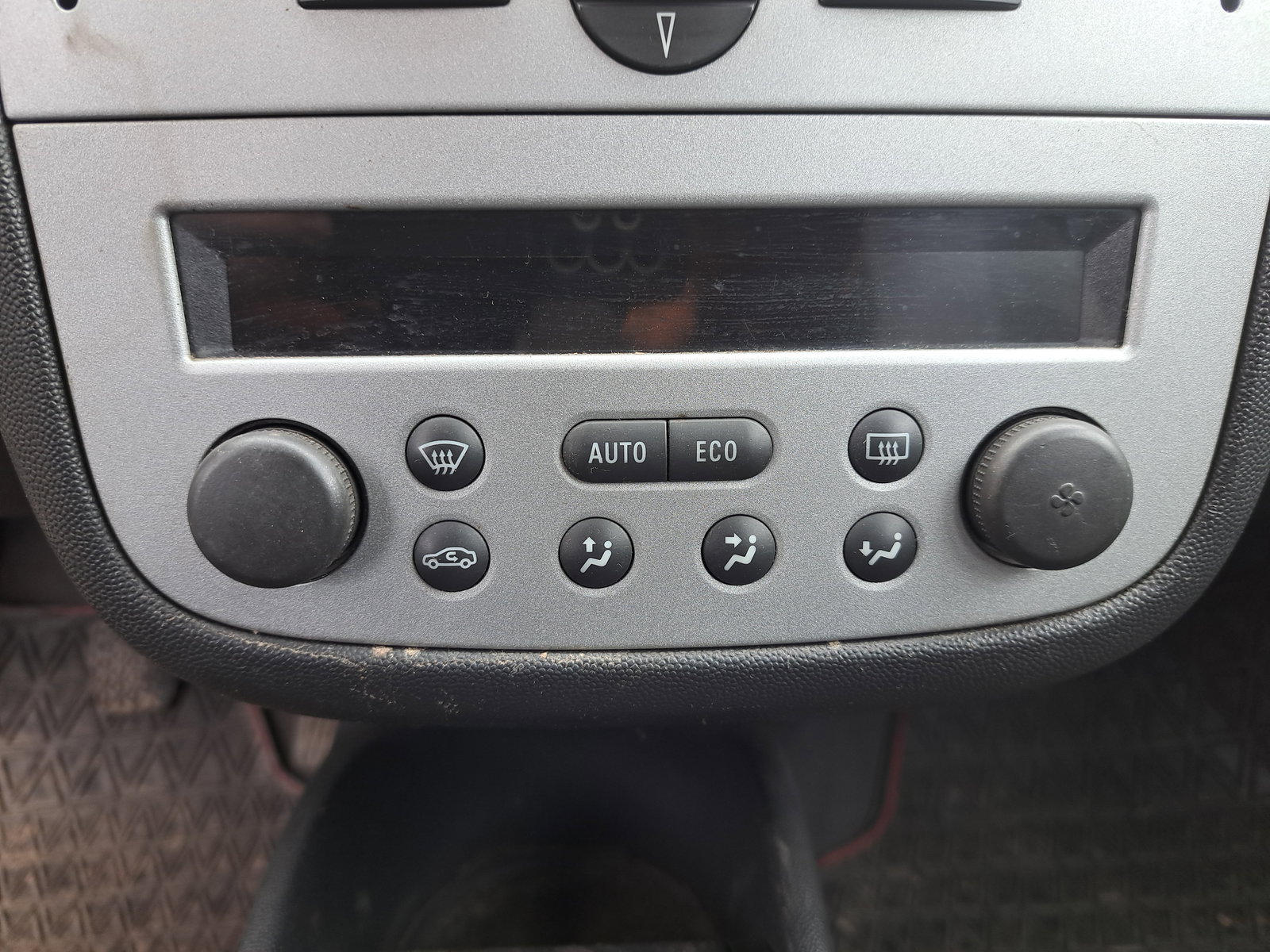 Panou comanda clima Opel Corsa C (F08, F68) [Fabr 2000-2005] OEM