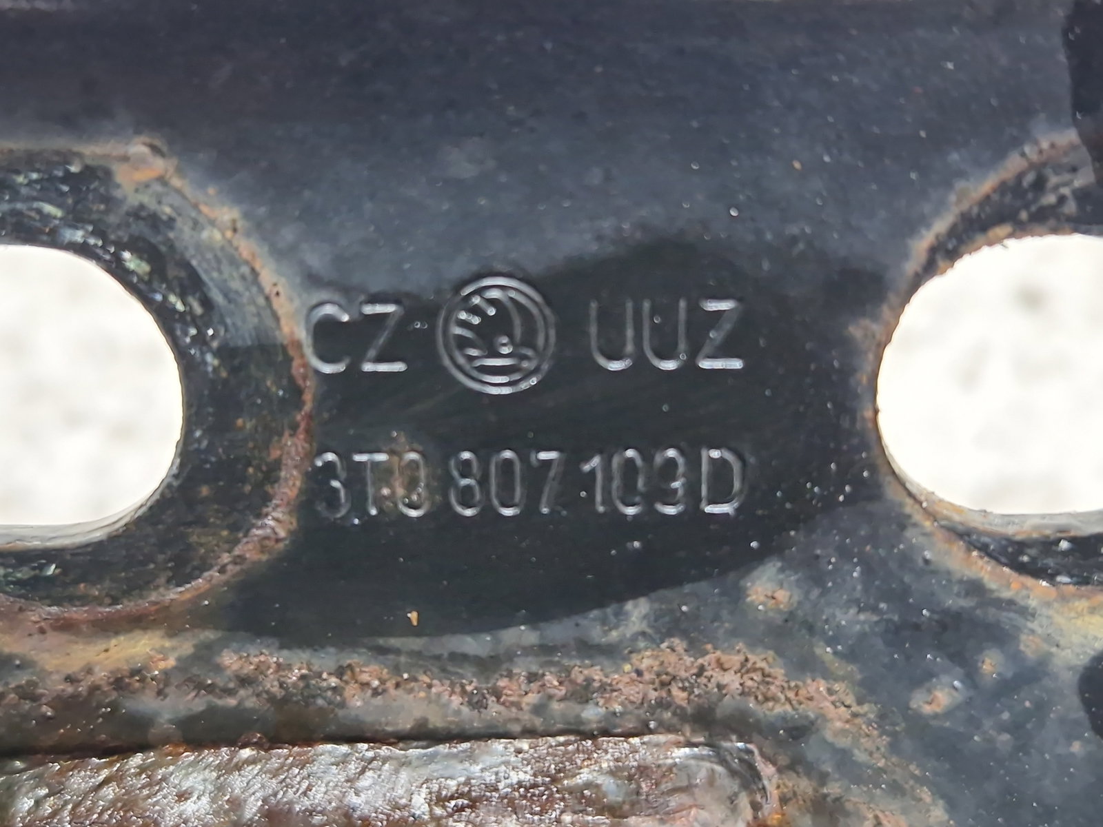 Armatura bara fata Skoda Superb II (3T5) [Fabr 2009-2015] Break Facelift 3T0807109D - imagine 6