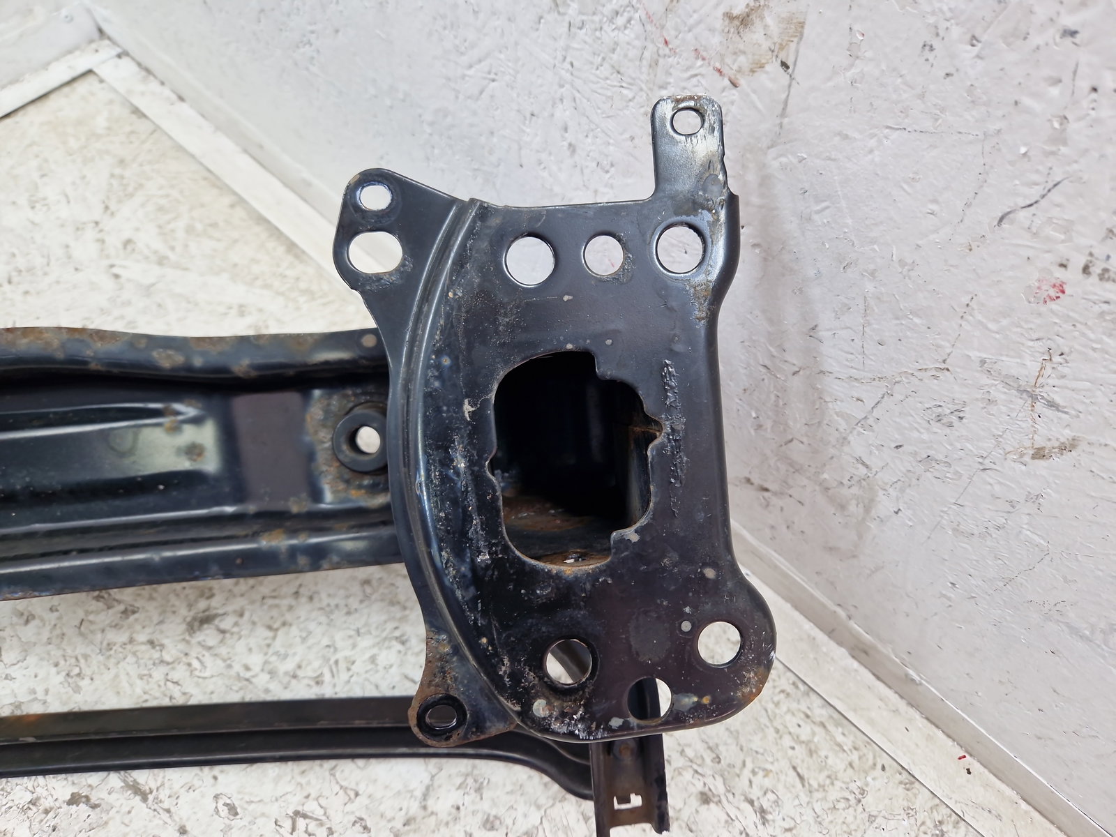 Armatura bara fata Volkswagen Passat B7 (365) [Fabr 2010-2014] Break OEM - imagine 5