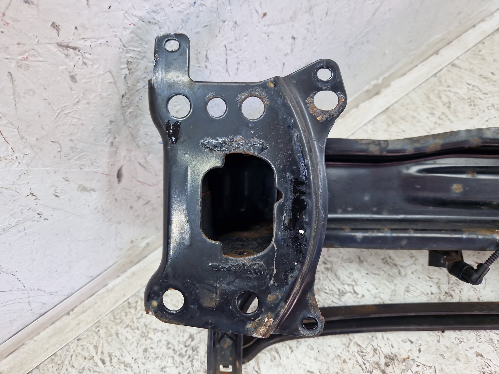 Armatura bara fata Volkswagen Passat B7 (365) [Fabr 2010-2014] Break OEM - imagine 6