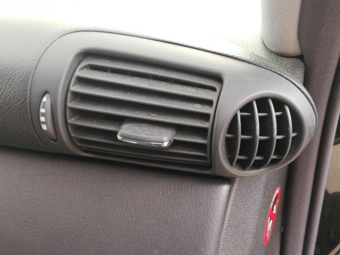 Grila aerisire dreapta OEM Mercedes Clasa C (W203) [Fabr 2000-2007] 2.2 CDI