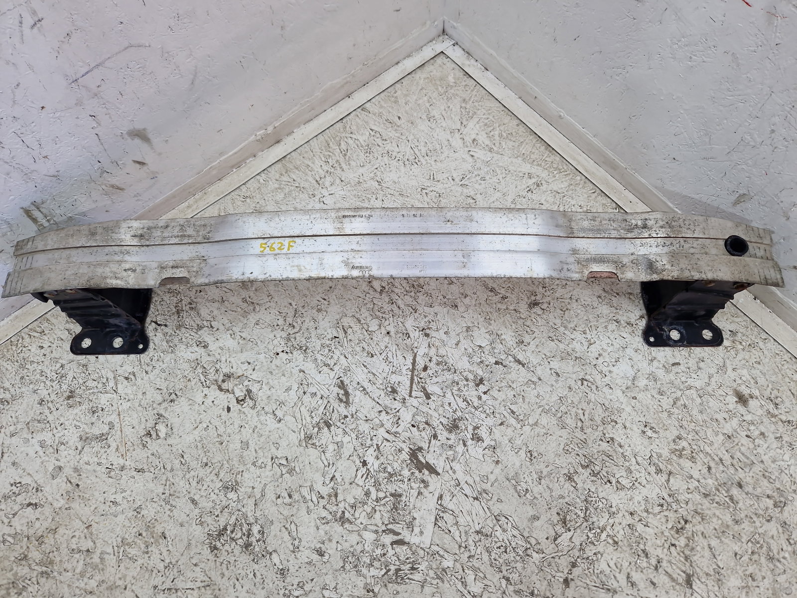 Armatura bara fata AUDI A3 Sportback (8PA) [Fabr 2004-2013] Hatchback 8P0807113F - imagine 1