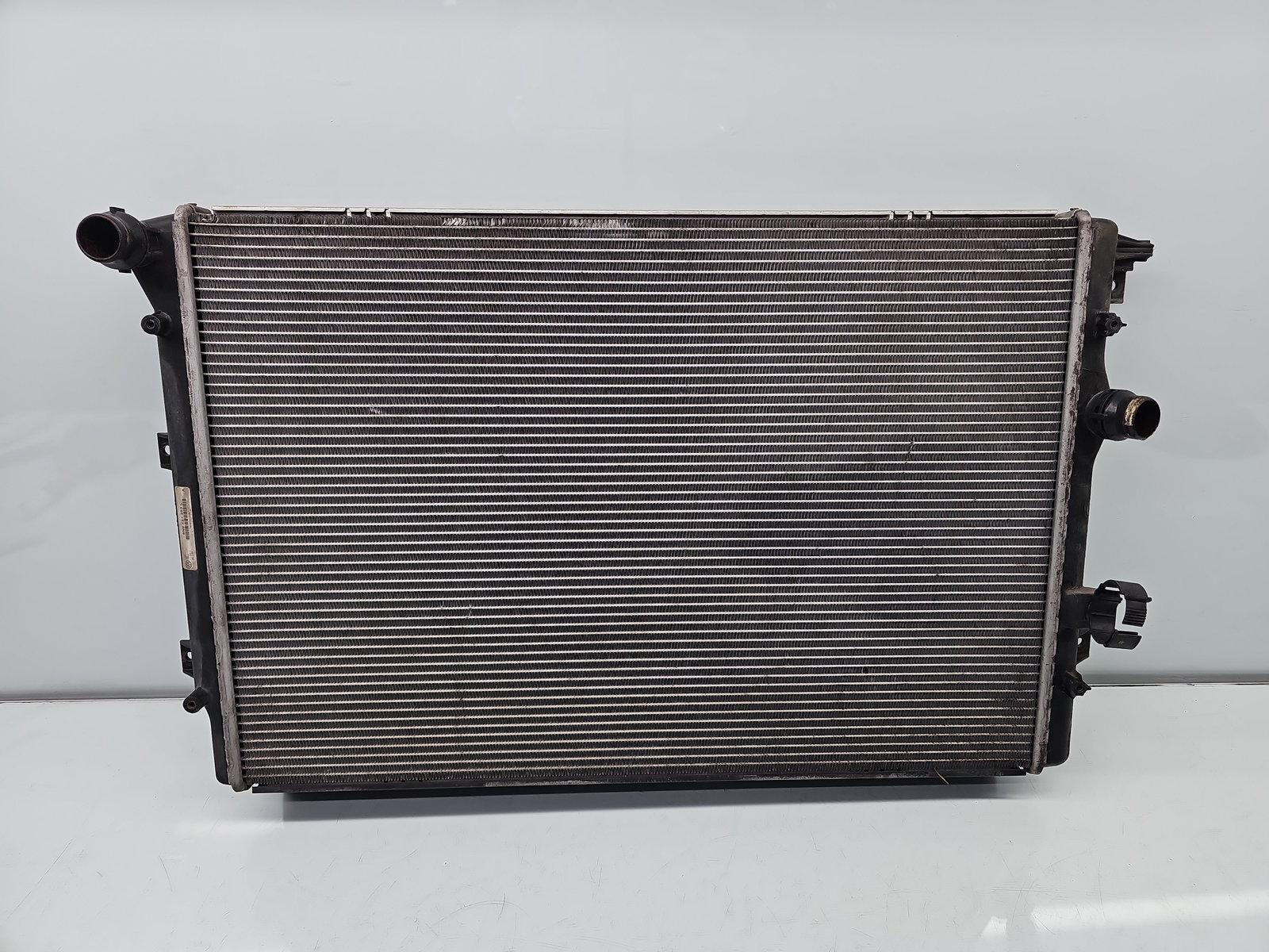 Radiator apa Volkswagen Tiguan (5N) [Fabr 2007-2016] 5N0121253L 2.0 TDI CFFB 103KW / 140CP - imagine 1