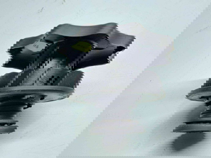 Surub fixare roata de rezerva Audi A5 (8T3) [Fabr 2007-2015] 8K0803899