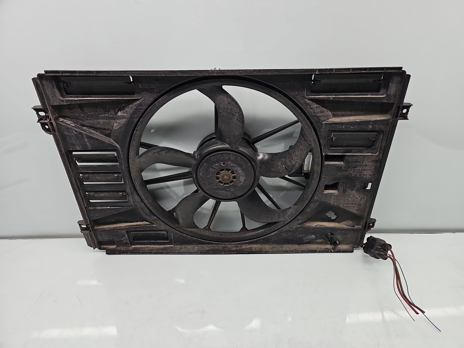 Electroventilator Volkswagen Golf 6 (5K1) [Fabr 2009-2013] 1K0121203AF 1.6 TDI CAYC 77KW / 105CP - imagine 2