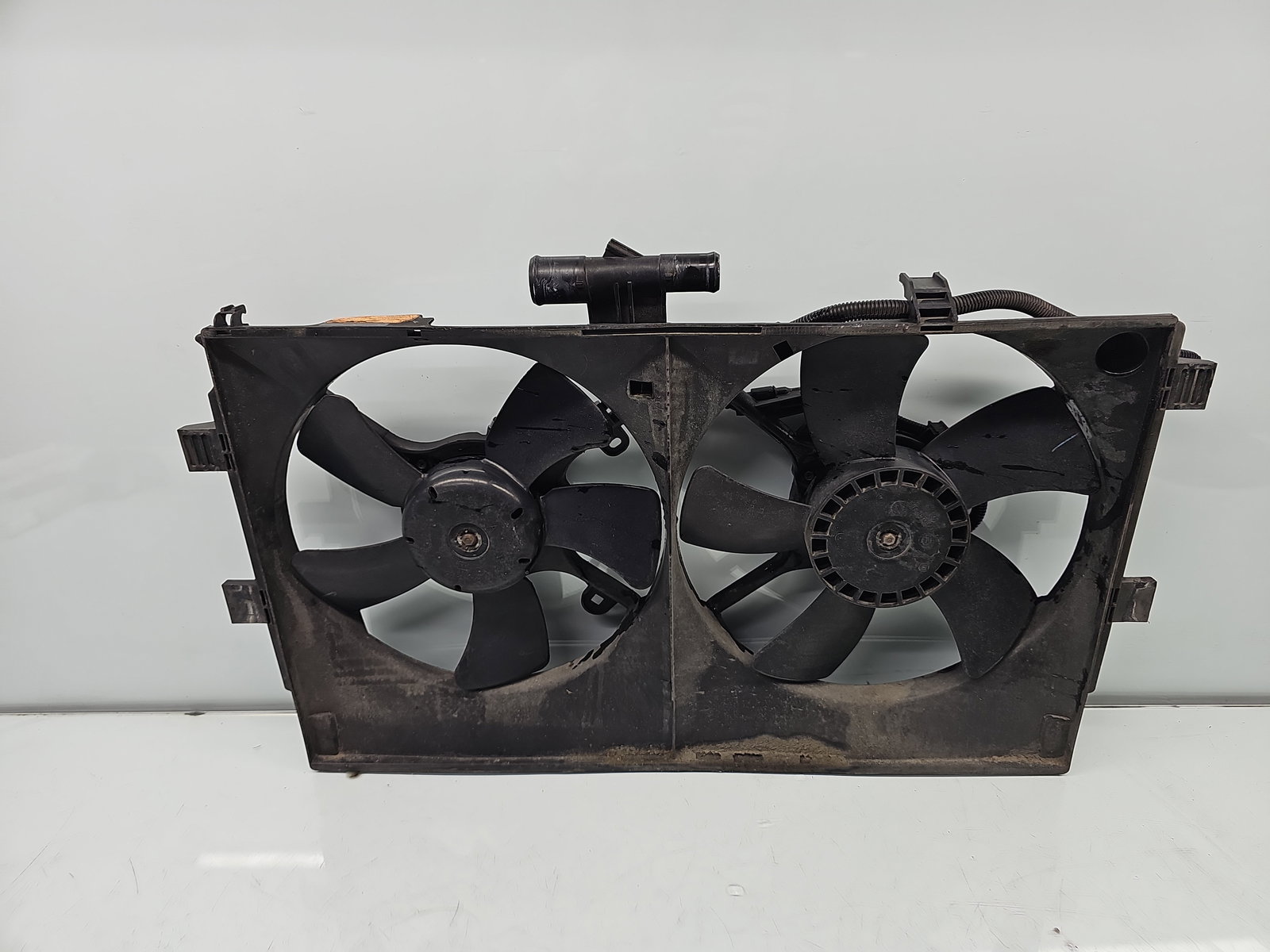 Electroventilator MITSUBISHI ASX (GA) [Fabr 2010-2020] OEM 1.8 DI-D 4N13 110KW / 150CP - imagine 3