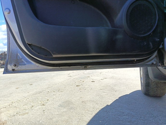 Usa stanga fata KIA Sportage II [Fabr 2004-2010]