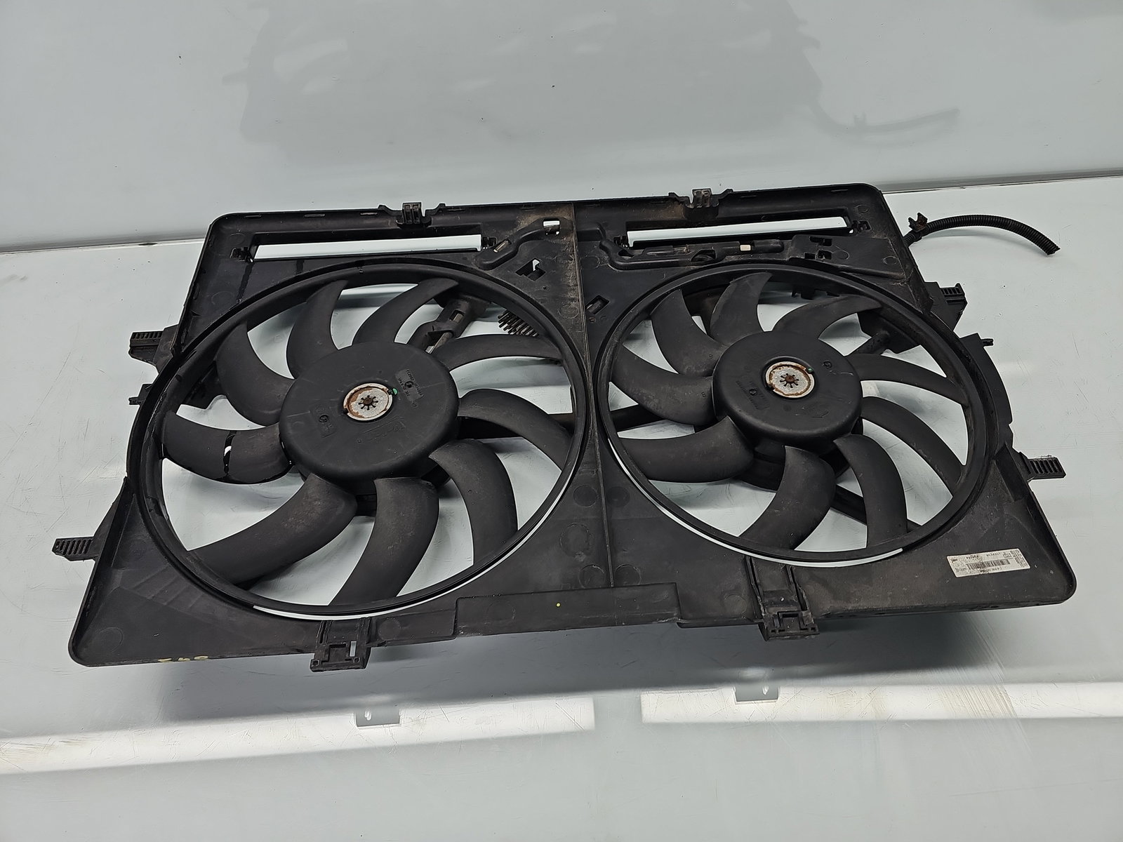 Electroventilator AUDI A4 (8K2, B8.5) [Fabr 2008-2015] 8K0121003P 2.0 TDI CGLC 130KW / 177CP - imagine 3