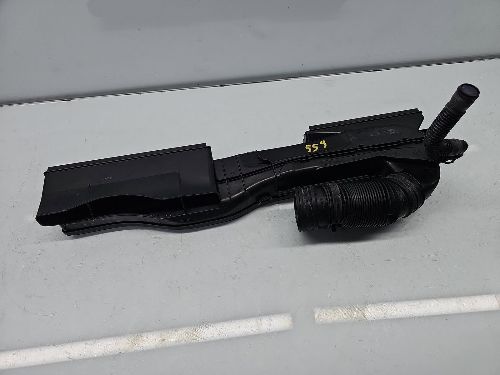 Difuzor captare aer AUDI A3 (8VS) [Fabr 2013-prezent] Berlina S-line 5Q0129254B - imagine 2