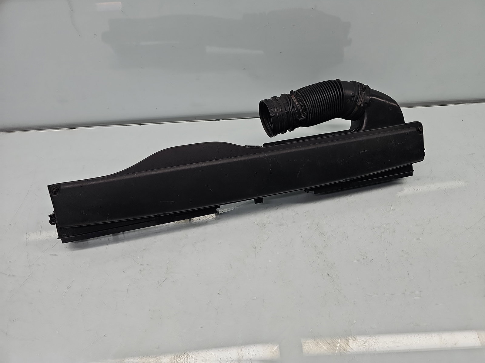 Difuzor captare aer AUDI A3 (8VS) [Fabr 2013-prezent] Berlina S-line 5Q0129254B - imagine 3