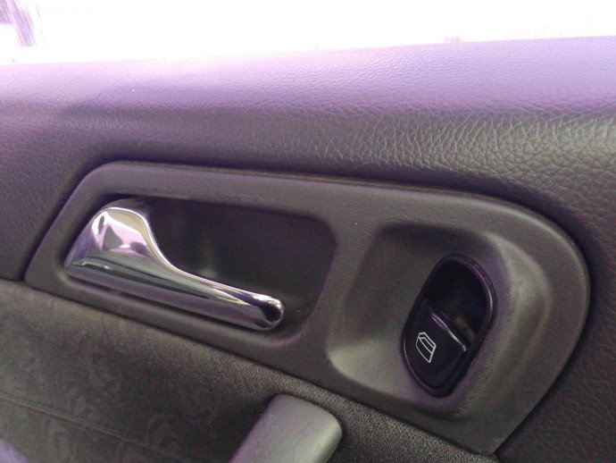 Maner interior stanga spate OEM Mercedes Clasa C (W203) [Fabr 2000-2007] 2.2 CDI