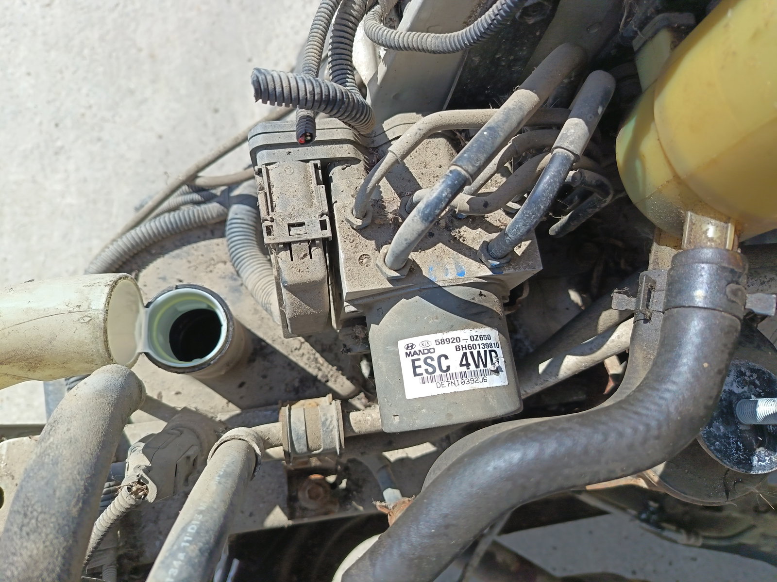 Pompa ABS KIA Sportage II [Fabr 2004-2010] 2.0 G4GC 104KW / 141CP - imagine 1