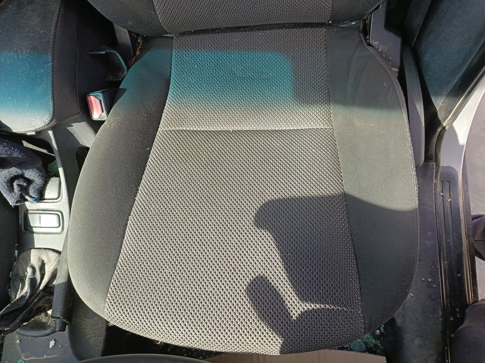 Scaun stanga fata KIA Sportage II [Fabr 2004-2010] - imagine 1