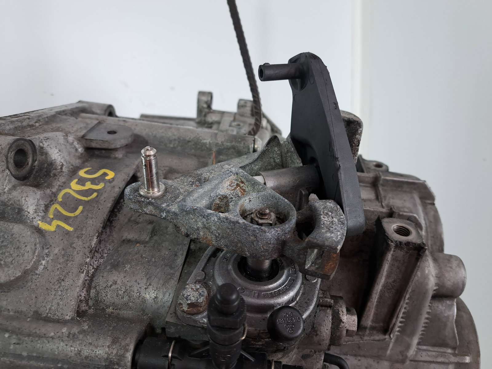 Cutie viteze manuala 6 trepte Volkswagen Golf 5 (1K1) [Fabr 2004-2008] 2.0 TDI BMM KDN 103KW / 140CP - imagine 5