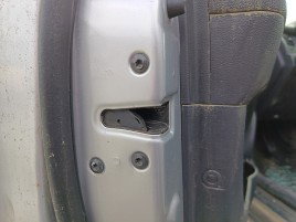 Broasca usa stanga fata KIA Sportage II [Fabr 2004-2010]