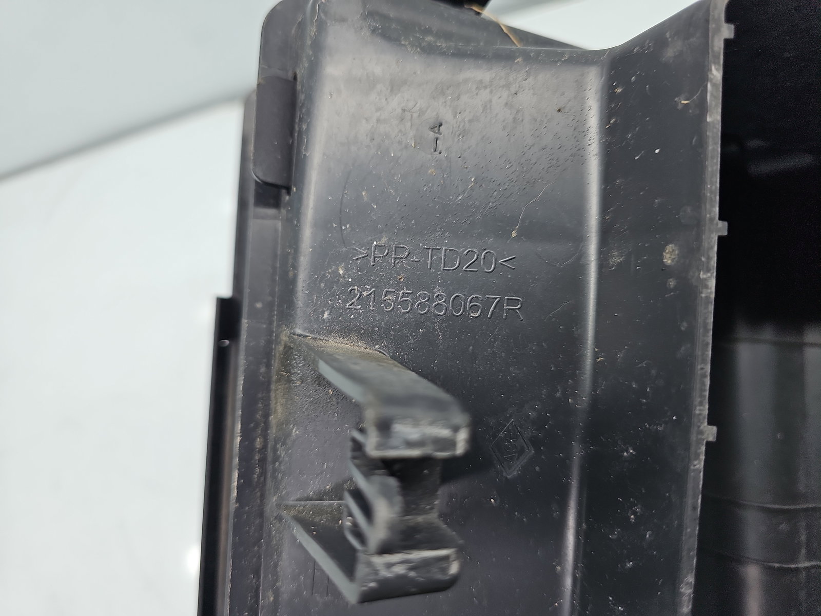 Deflector aer Renault Clio 4 [Fabr 2012-2020] Hatchback 215588067R - imagine 5