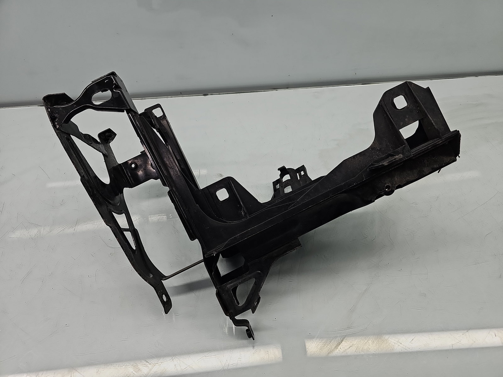 Suport far dreapta Bmw 5 GT (F07) [Fabr 2011-2016] Hatchback 7200778 - imagine 2