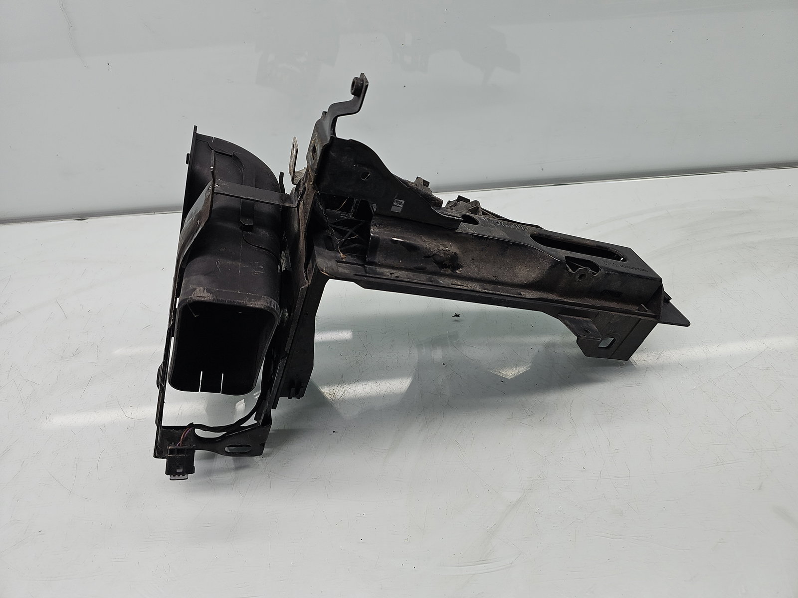 Suport far stanga Bmw 5 (F10) [Fabr 2011-2016] Berlina Pachet M 7200793 - imagine 2